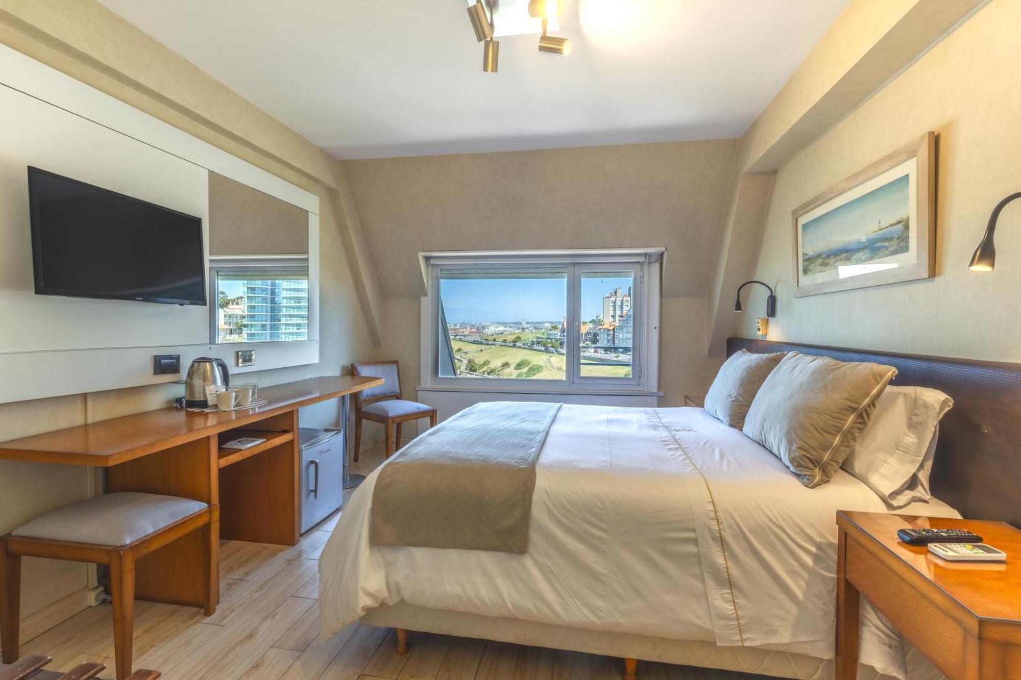 Standard Double or Twin Room Sea View