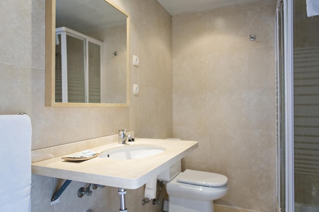 Habitación Doble con balcón y vistas