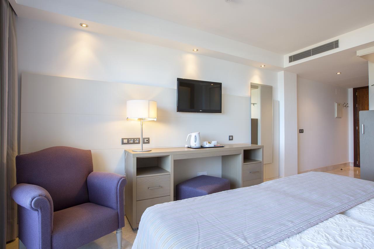 Habitación Doble con cama supletoria - 1 o 2 camas (3 adultos)