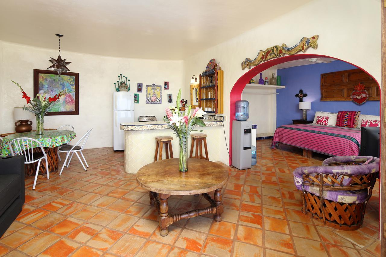 Estudio con vista al océano