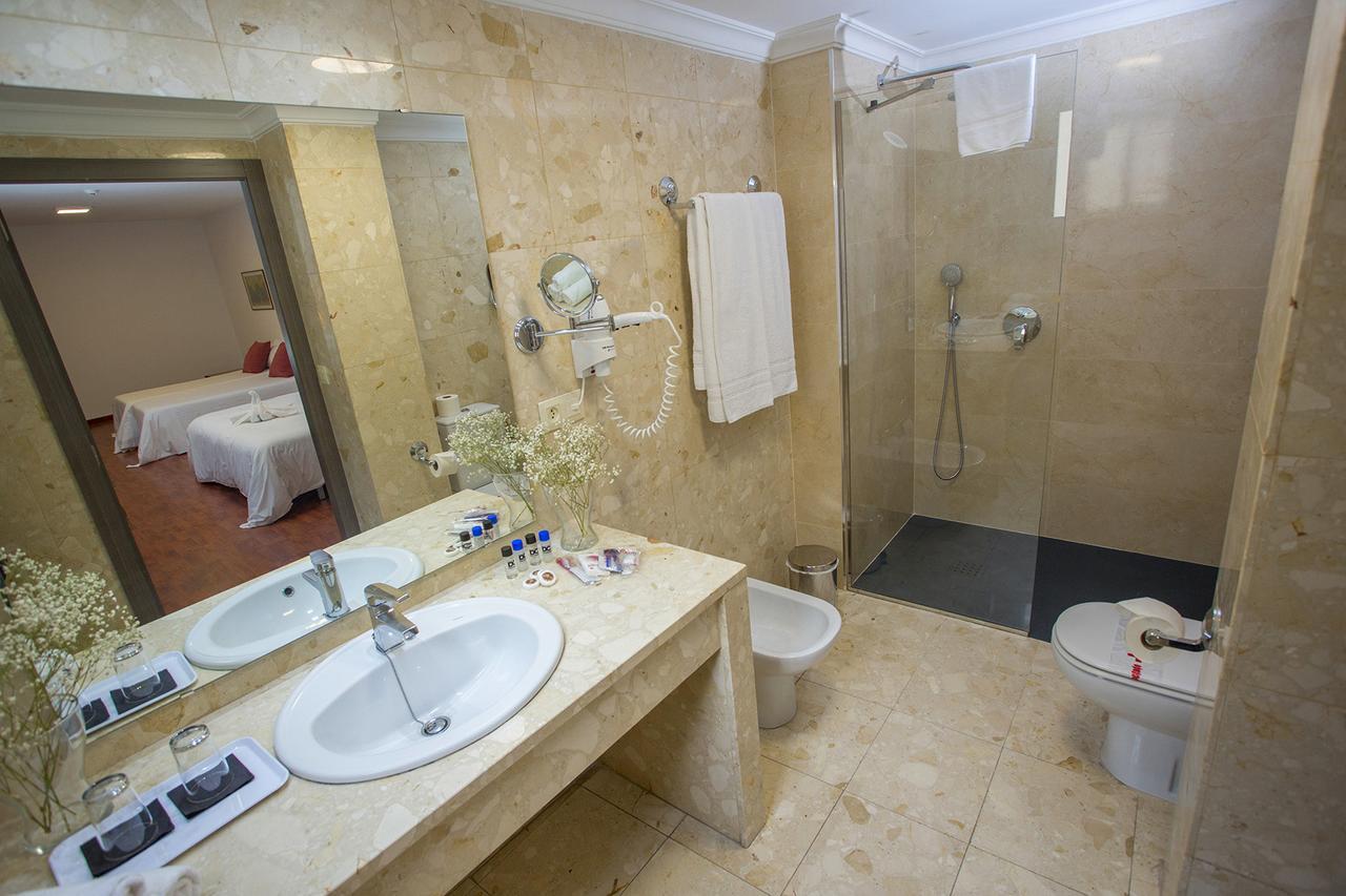 Habitación Familiar (3 adultos + 1 niño)