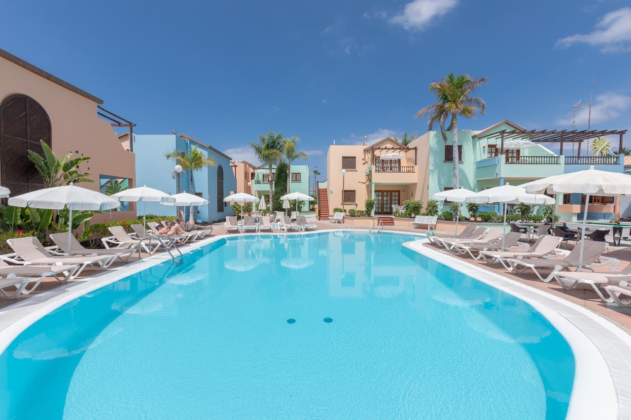 Apartamento con vistas a la piscina