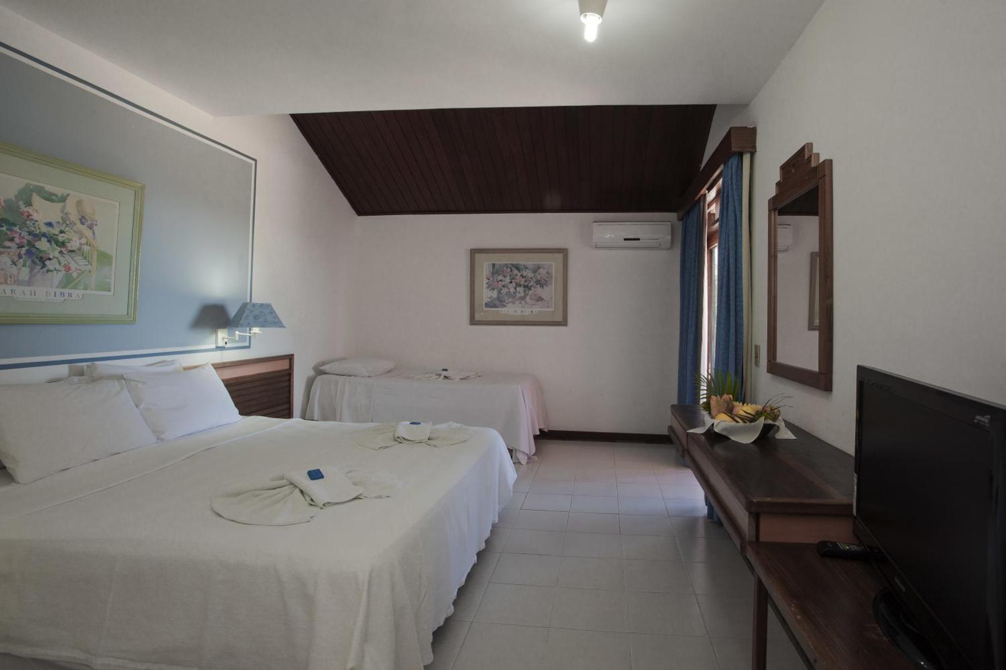 Habitación Triple Superior con vistas al mar