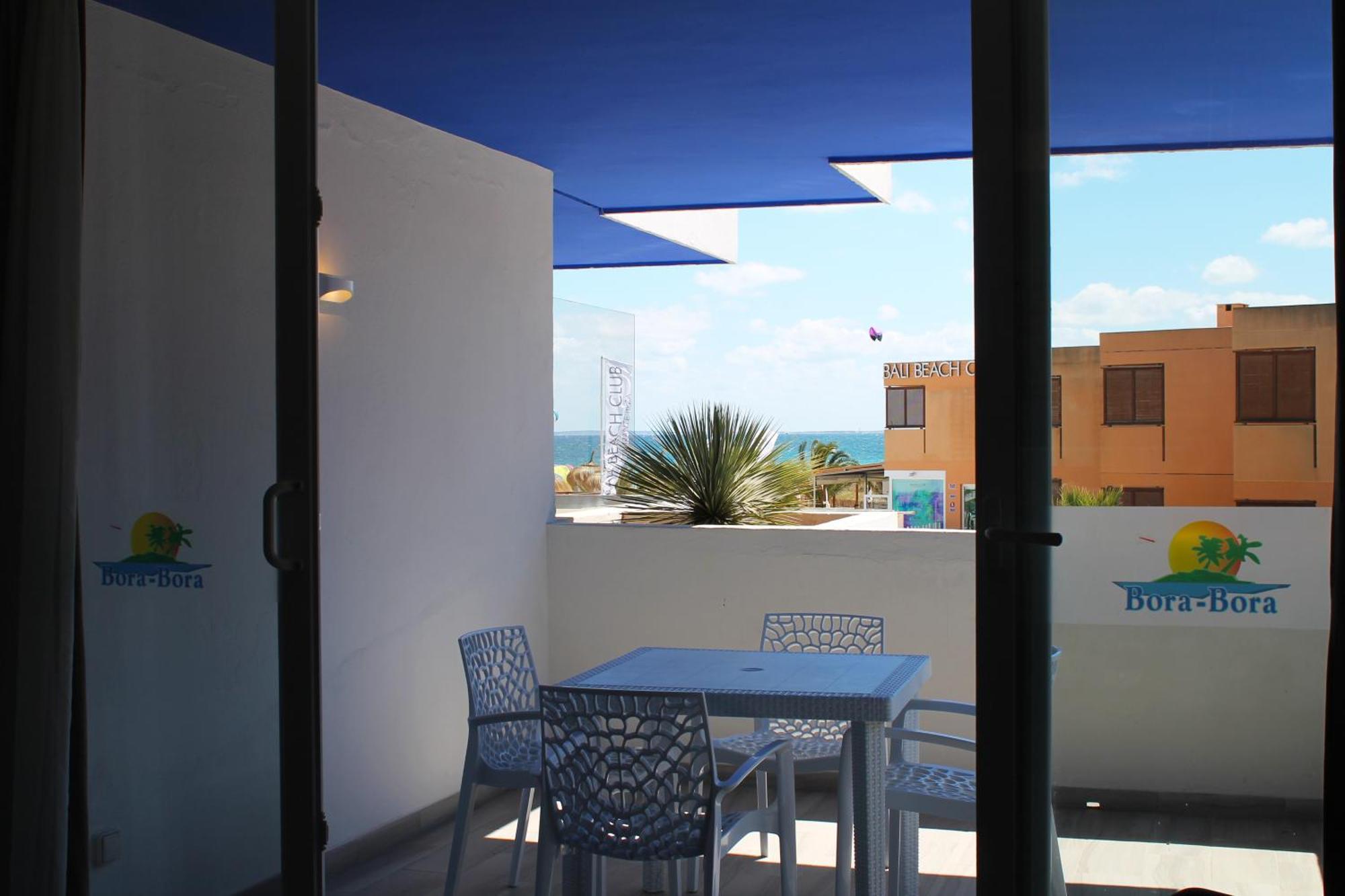Apartamento de 1 dormitorio con vistas al mar