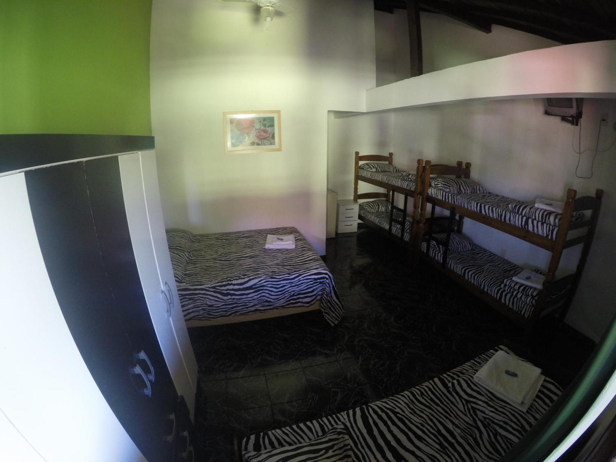 Suite,704322856:JPEG