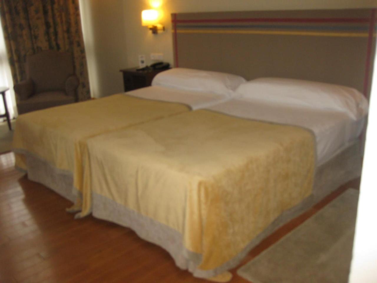 Standard Double Room,737649058:JPEG