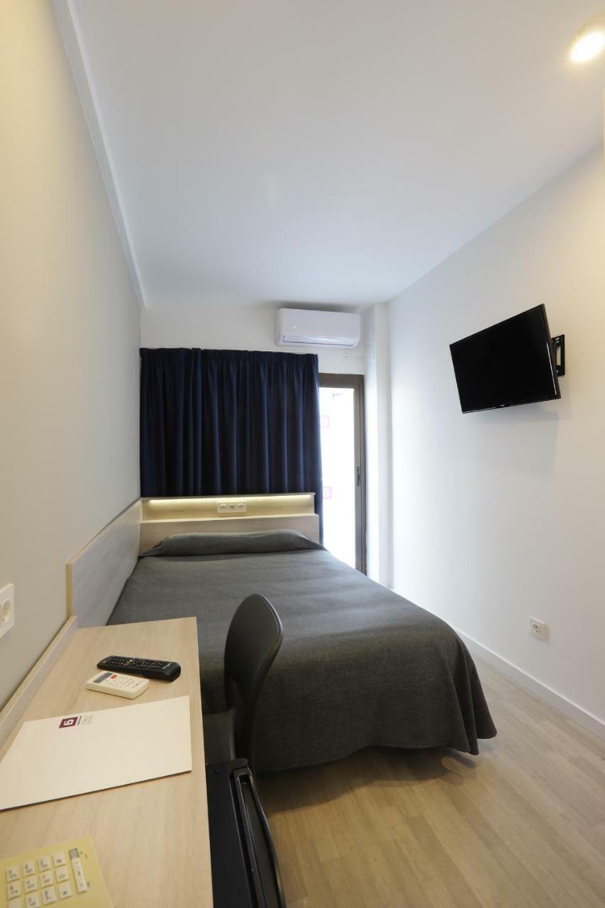 Single Room,780912270:JPEG