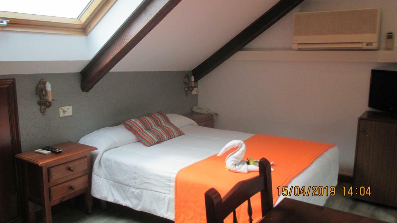 Economy Double Room,301115408:JPEG