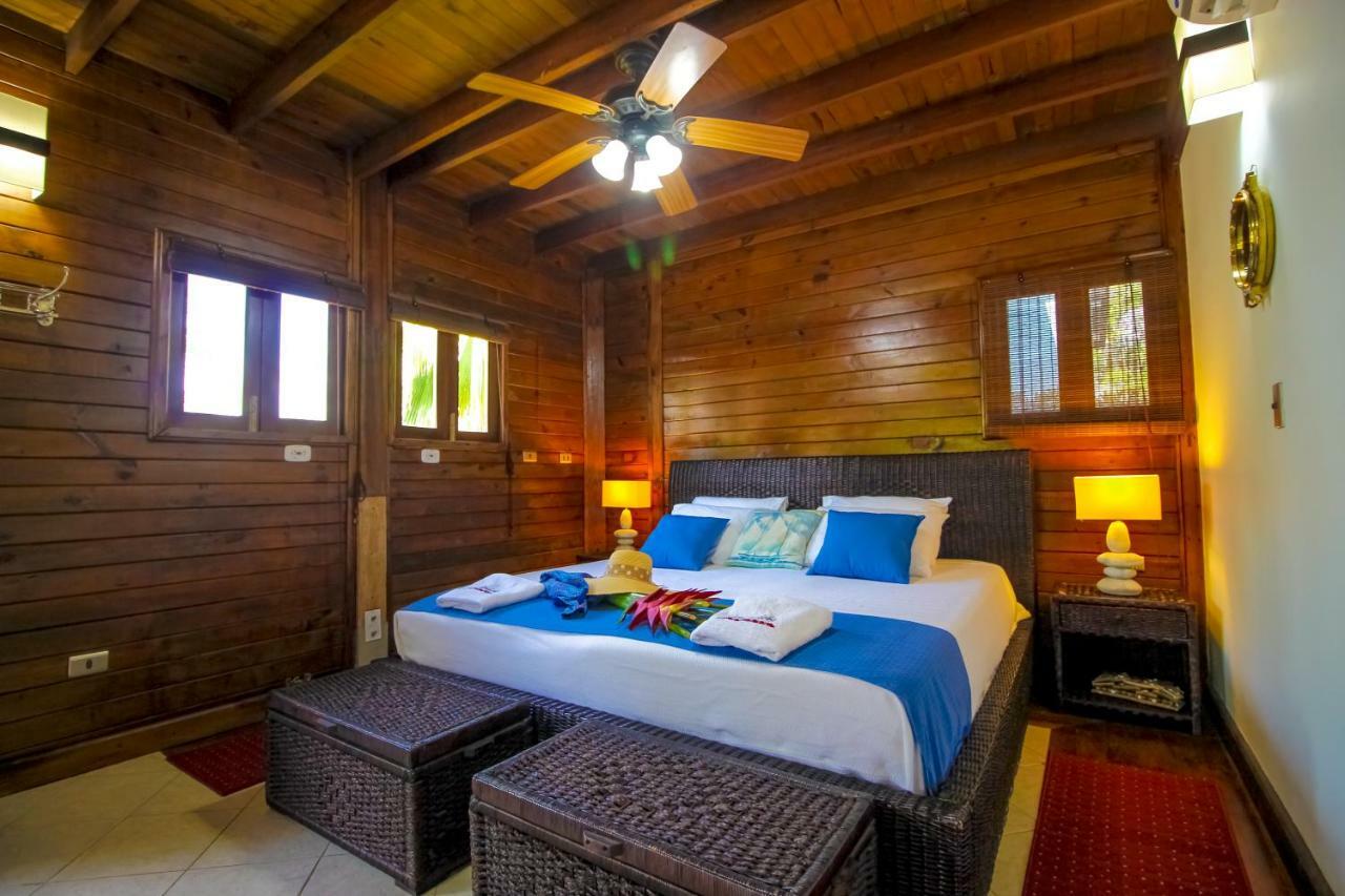 Suite,893817964:JPEG