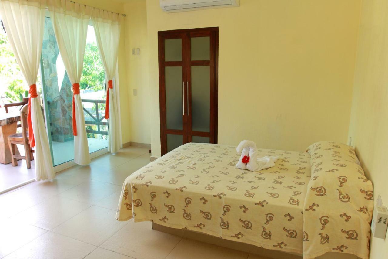 Suite con vistas a la piscina