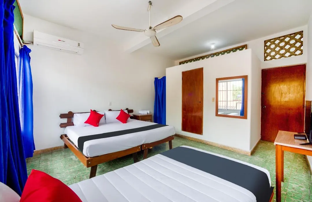 Hotel Adelita, Zihuatanejo-1