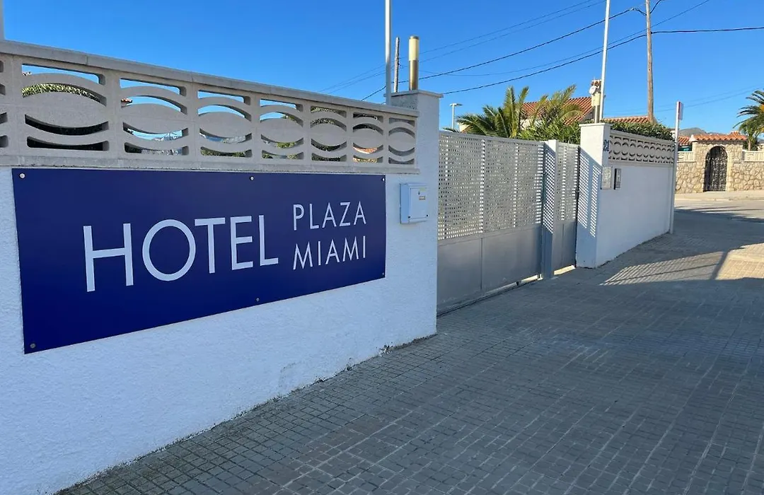 Hotel Plaza Miami - Sólo Adultos-1