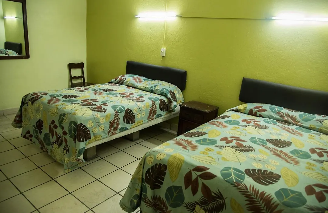 Hotel Esperanza-1