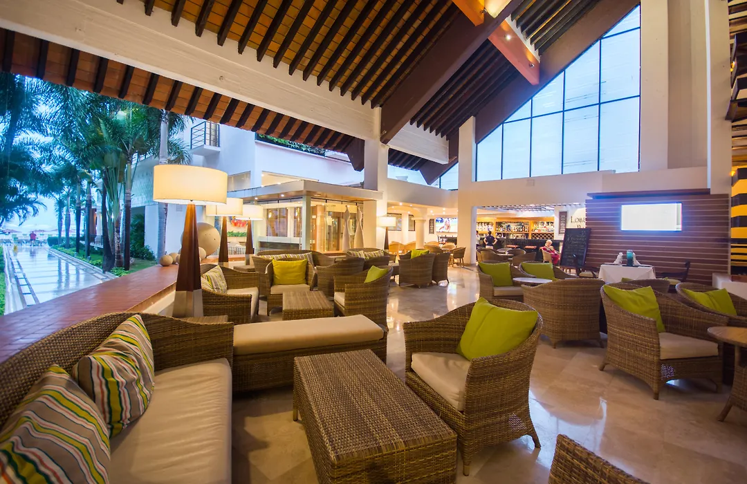 Buenaventura Grand Hotel & Great Moments-1