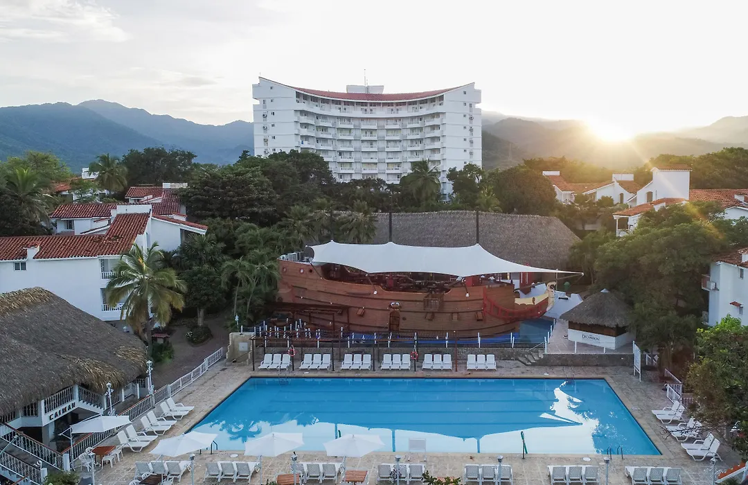 Decameron Galeon-1