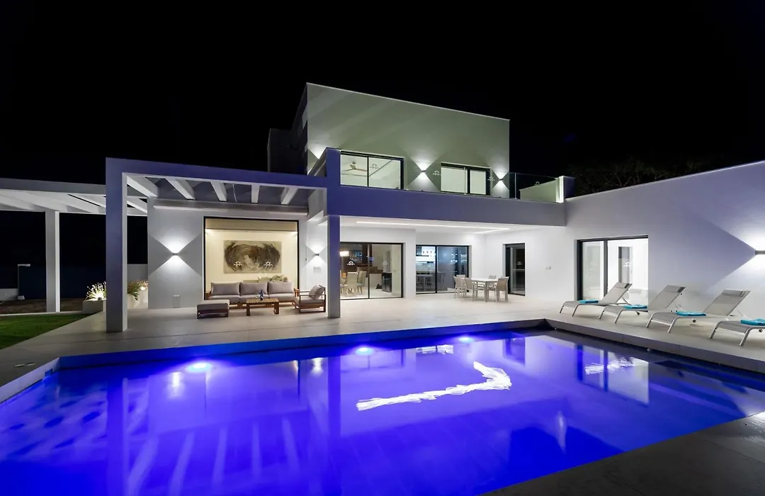 Alba Sea Villa-1