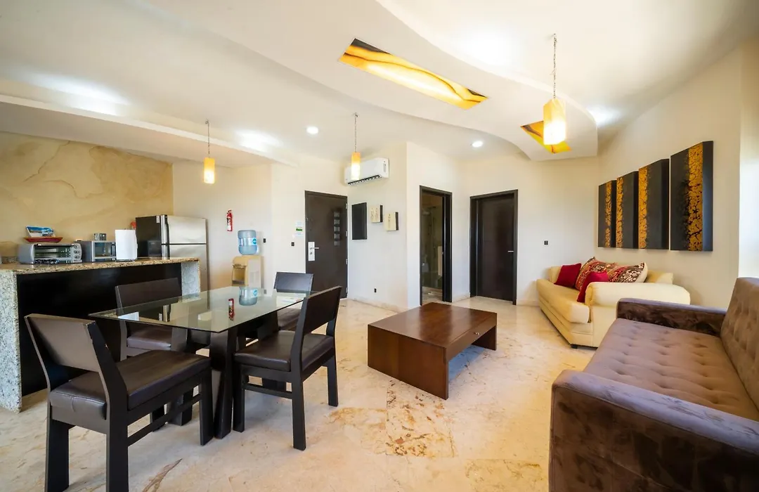 Beachfront 1 Bedroom Condo - El Faro, Surf 407-1