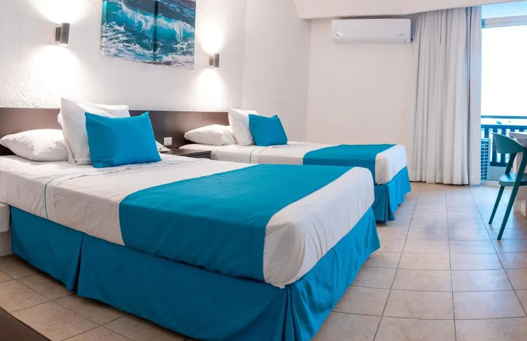 Howard Johnson By Wyndham Veracruz-1