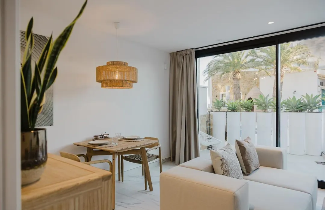 Miflow Hotel Villas & Suites-1