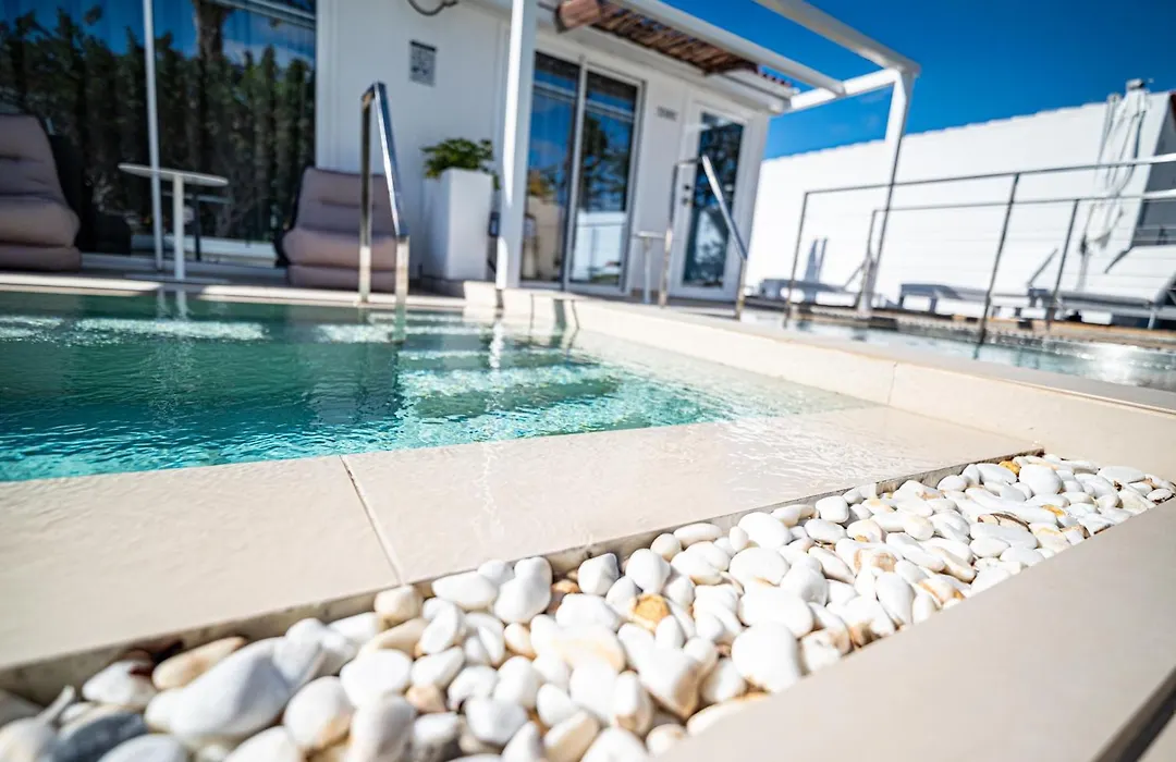 Hl Miraflor Suites Hotel-1