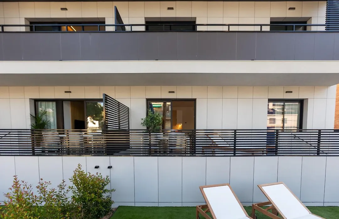 Fels Apartments-1