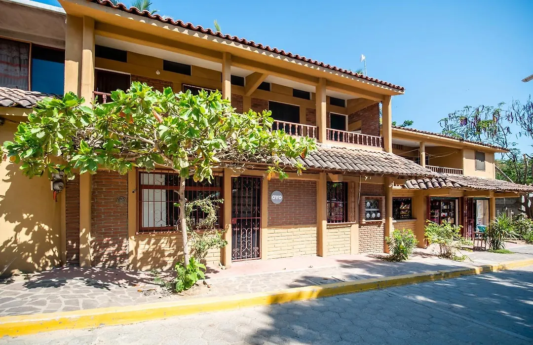 OYO Cabañas Abril-1