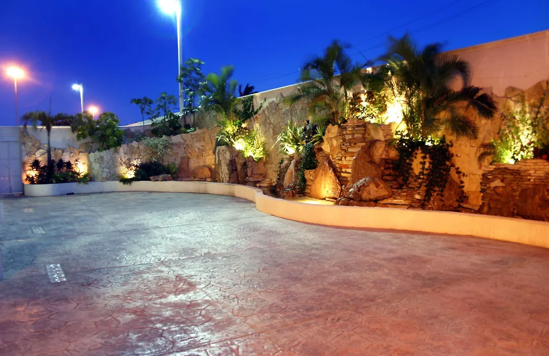 Hampton Inn Tampico Airport-1