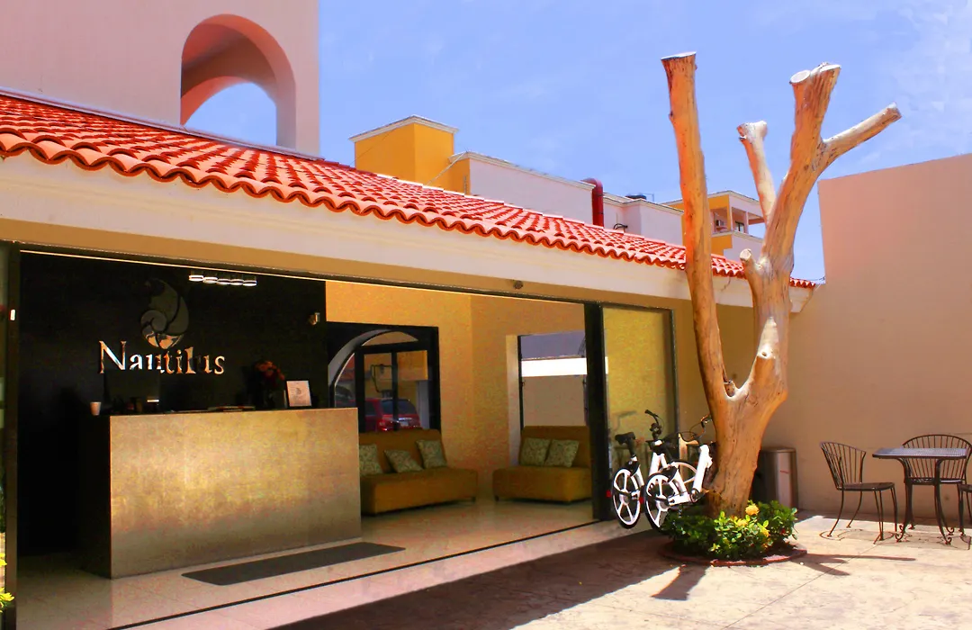 Hotel Nautilus-1