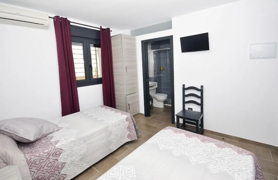 Hostal Maria Jose-1