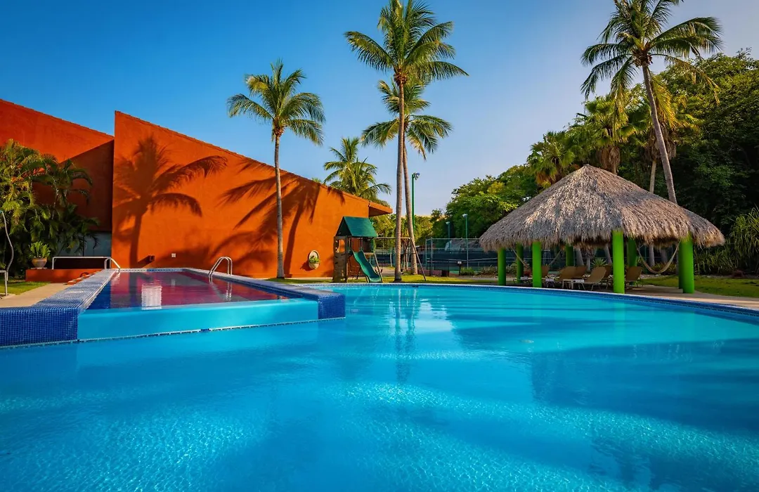 Las Brisas Huatulco-1