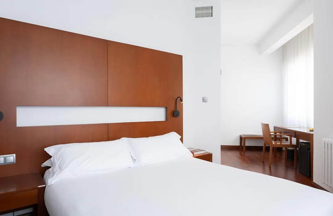 Hotel Maroa Vigo-1