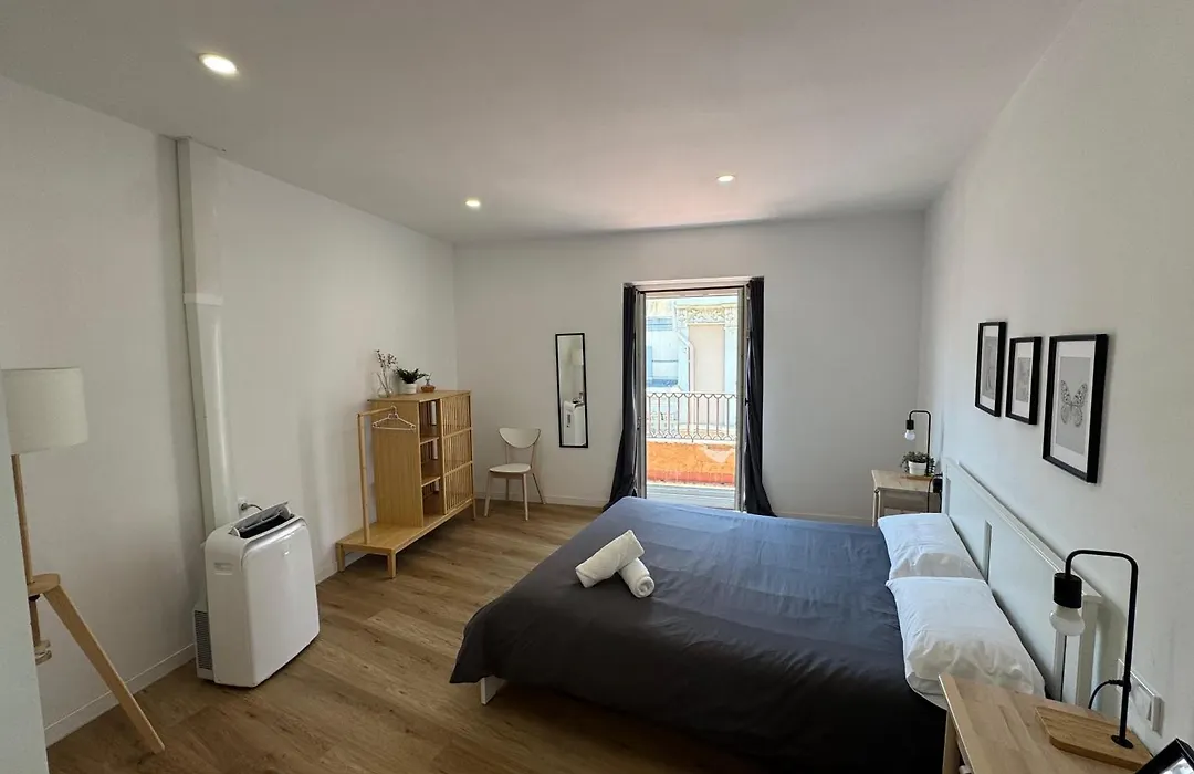 Suites Larios Rooms-1