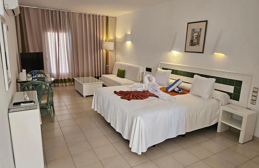 Hotel Puntazo II (Adults Only)-1