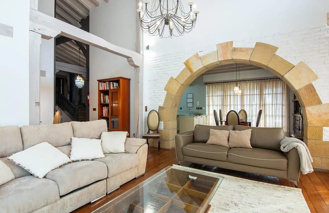 Luxury Villa Esmeralda-1