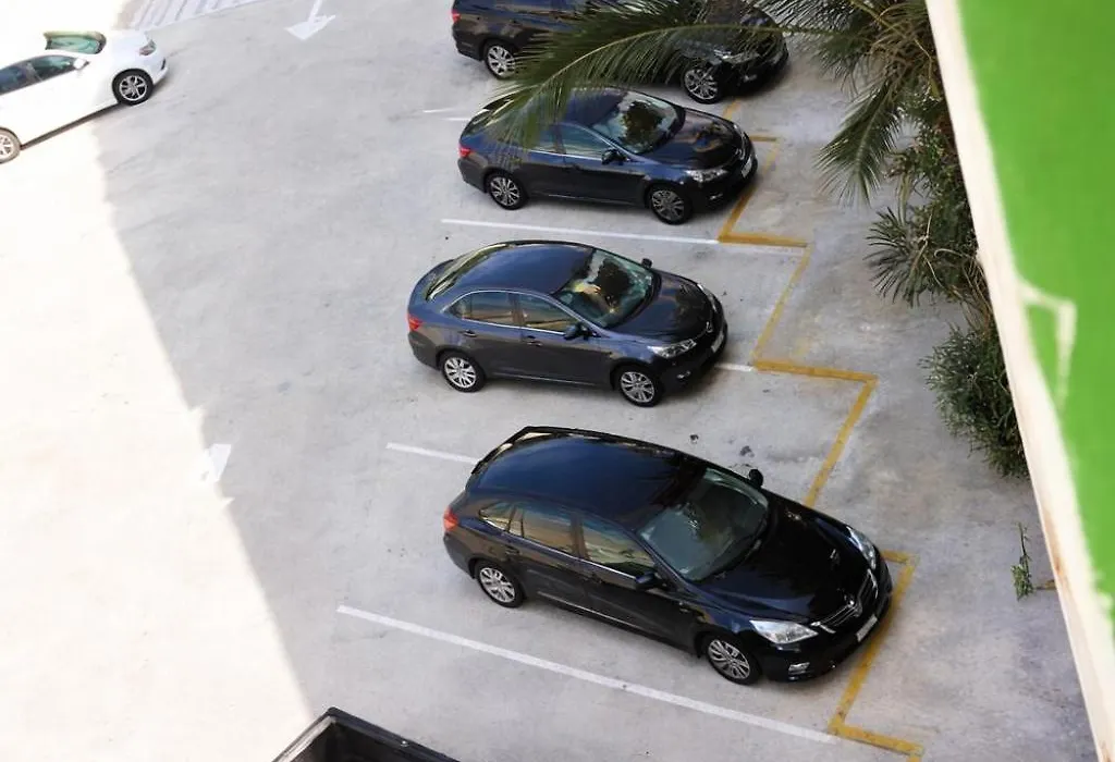 Estudio compacto en Riviera Diamante con alberca-1
