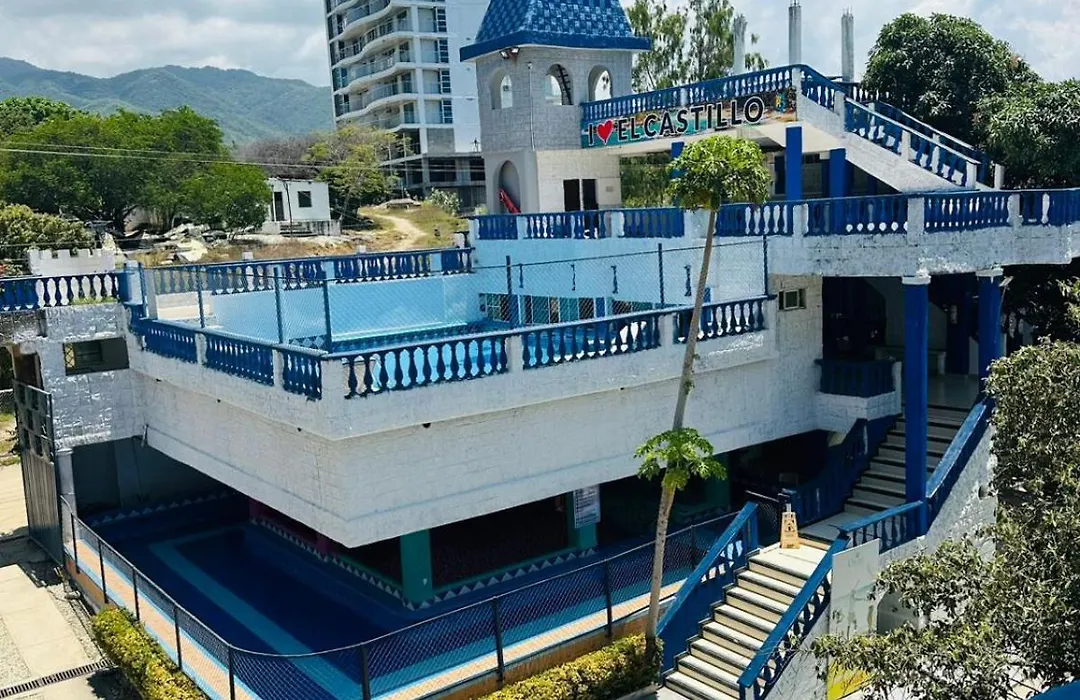 SGH Castillo Aqua-1
