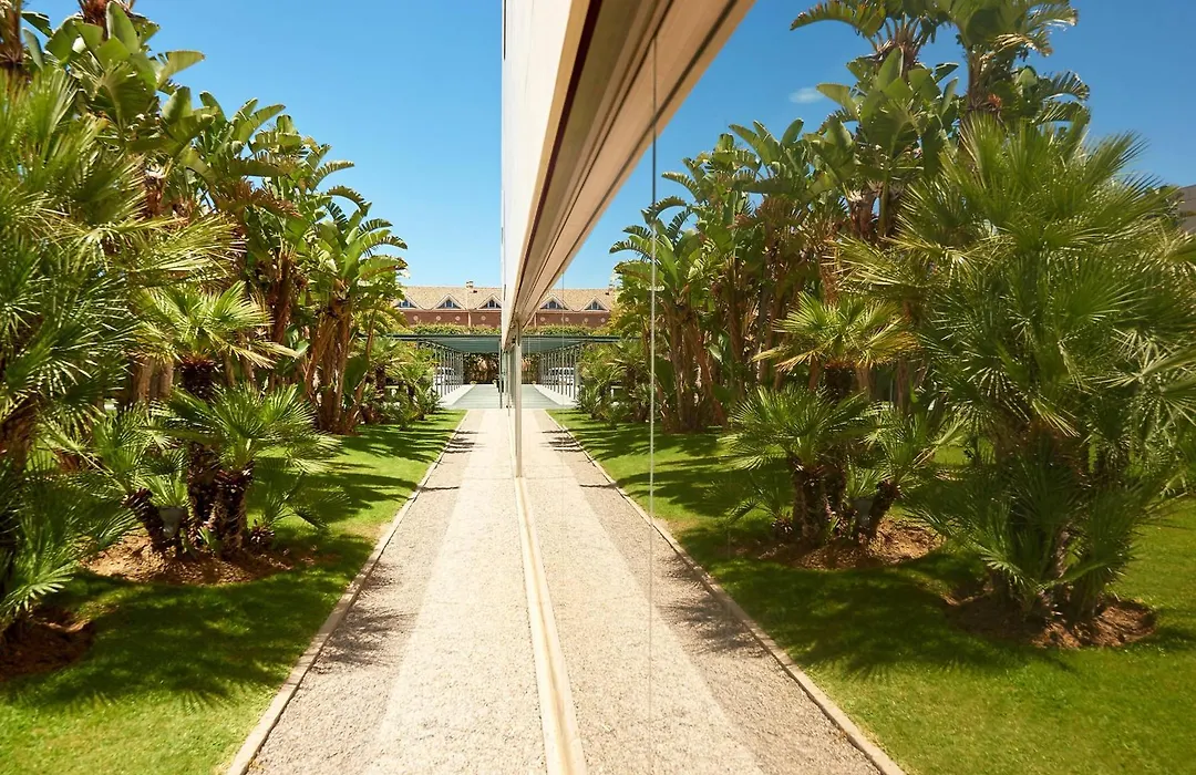 Le Meridien Ra Beach Hotel And Spa-1