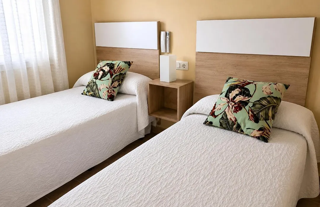Hotel Valldigna-1