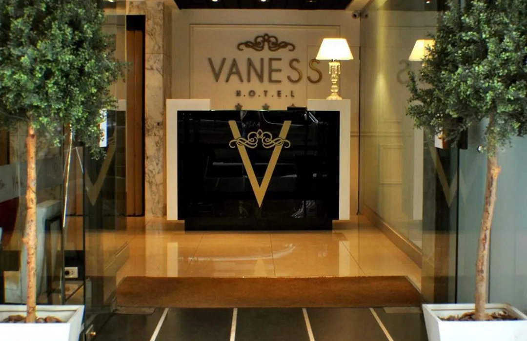 Hotel Vaness-1