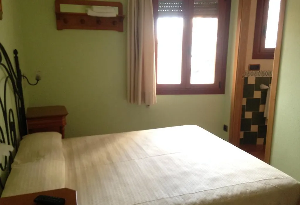 Hostal Aranda-1