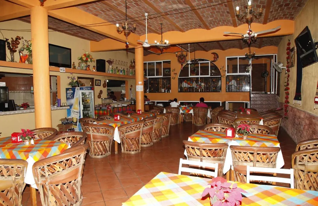 Casa de Huespedes Cielito Lindo-1