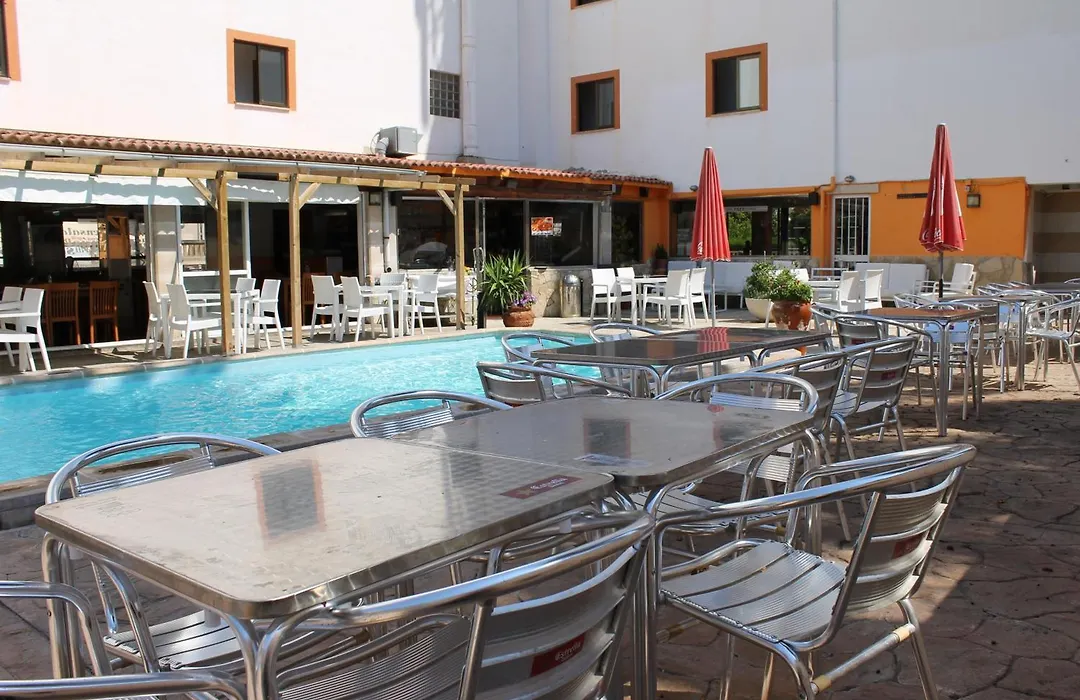 Hotel Raxa-1