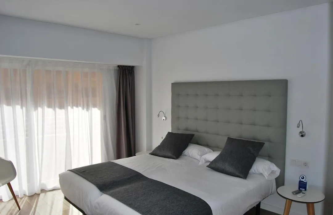 Estudiotel Alicante-1
