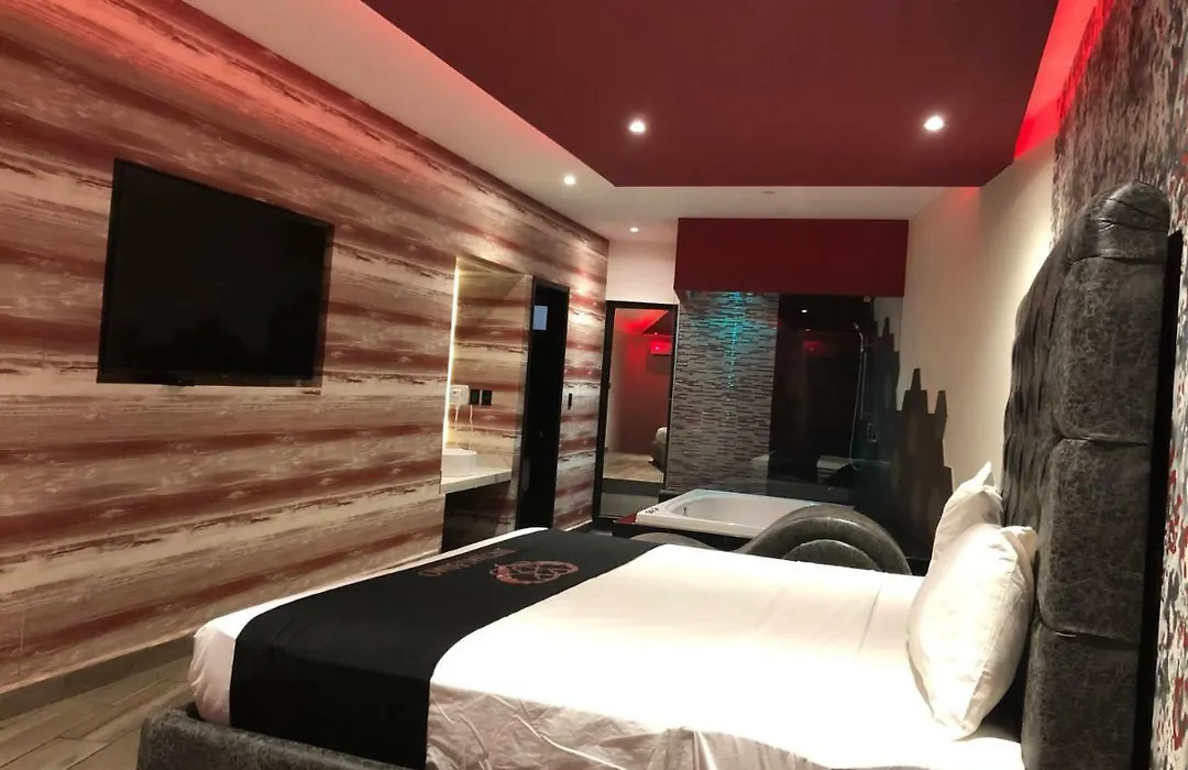 Intimisimo Suites Autohotel Centro Only Adult-1
