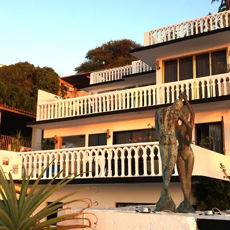 Villa Guitarron gran terraza vista espectacular 6 huespedes piscina gigante-2