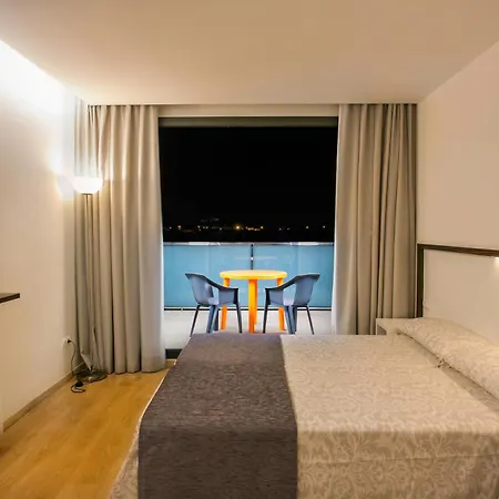 Aparthotel Playa Oliva-2