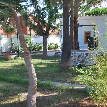 Bungalows Rebecca Park-3