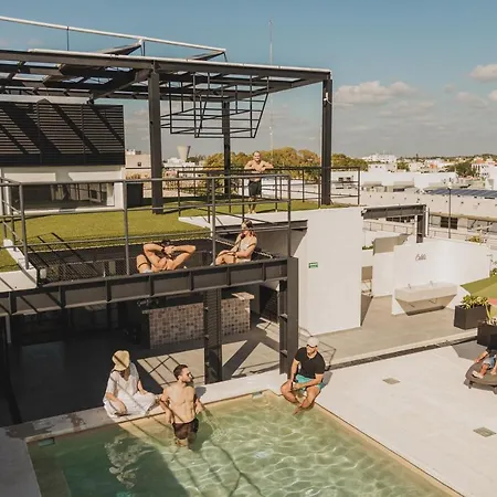 Caleta Hostel Rooftop & Pool-3