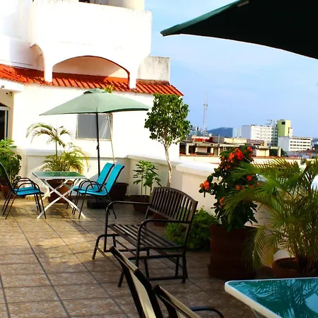 D'Cesar Hotel Acapulco-3