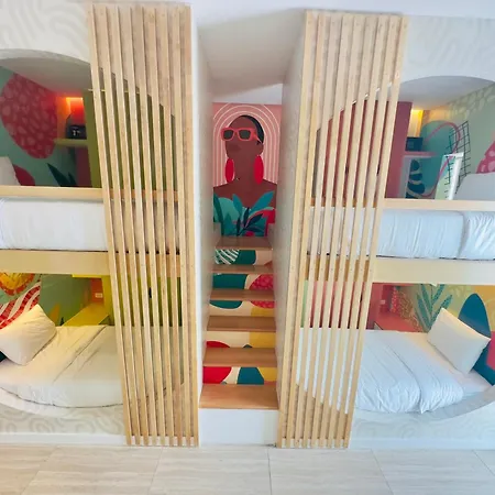 Hotel Nomadic Design-3